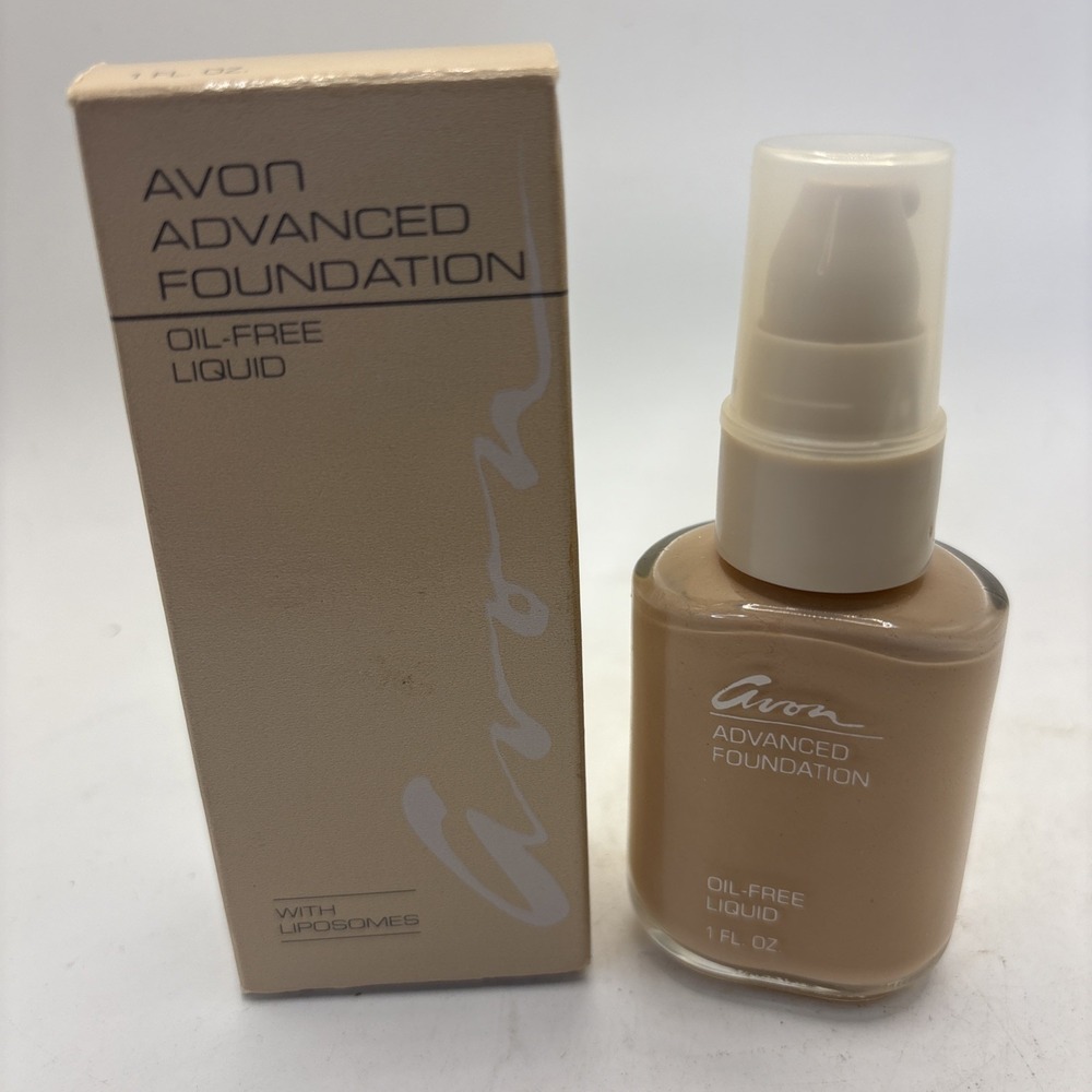 Vtg Avon Advanced Foundation Oil Free Liquid Porcelain Beige NOS W/ Lipsomes